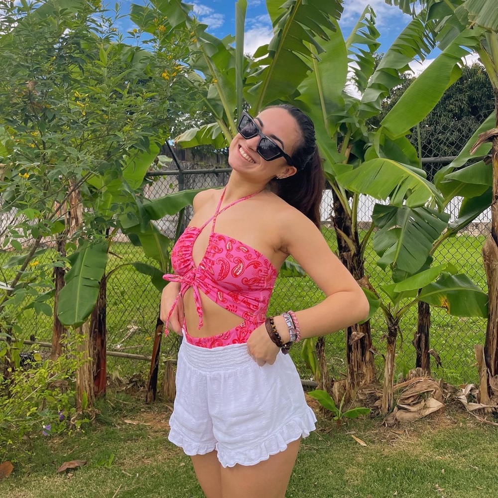 Meet your Posher, Daniela